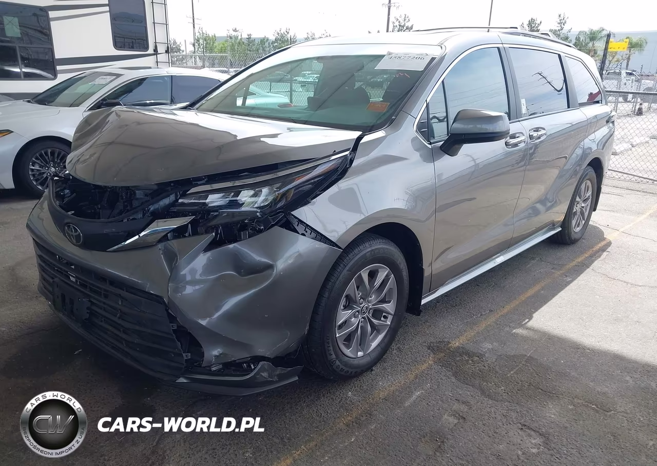 2026 Toyota Sienna Xle VIN:5TDYRKECXTS333380 - 2
