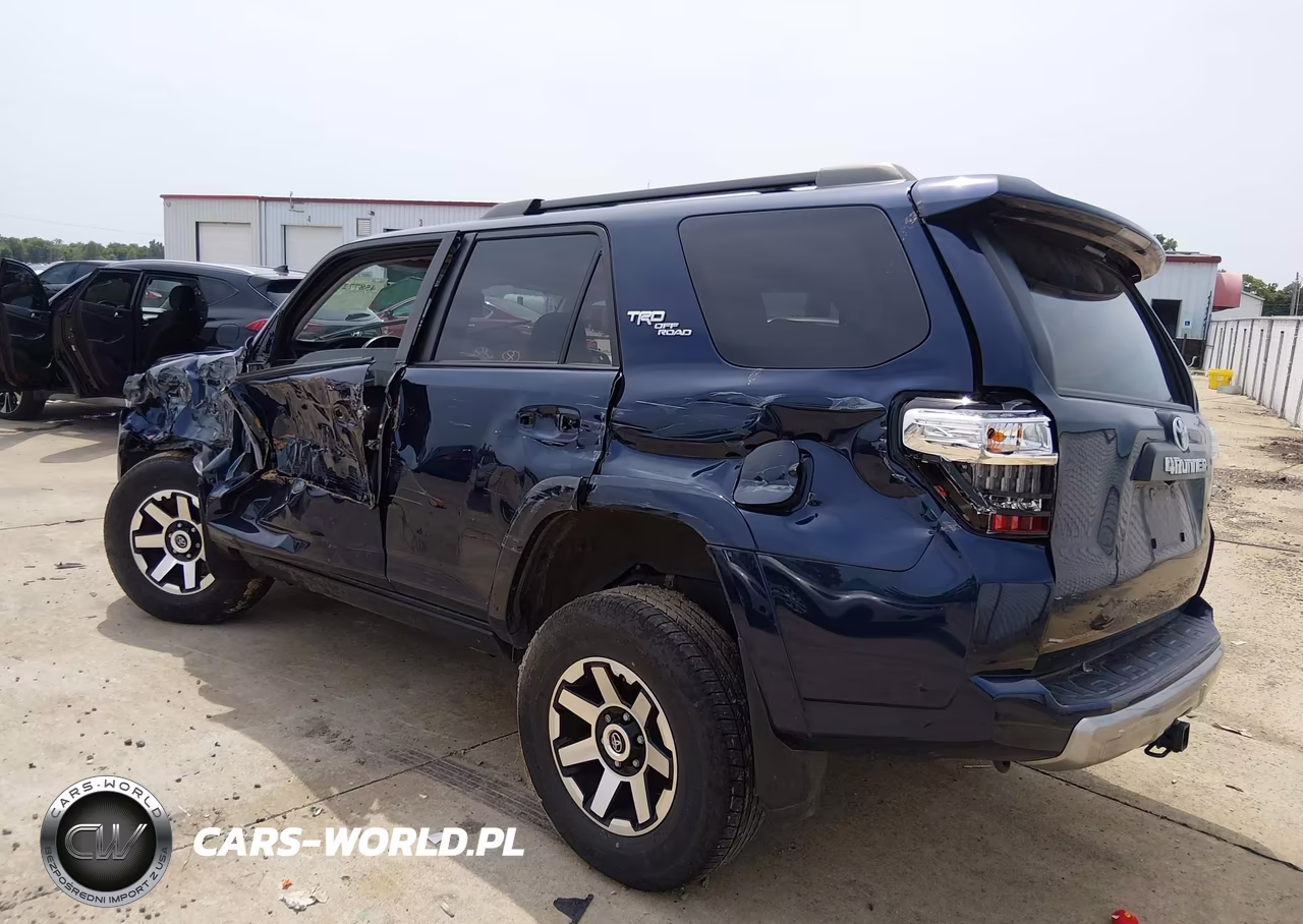 2023 Toyota 4Runner Trd Off Road Premium VIN:JTERU5JR6P6164894 - 3