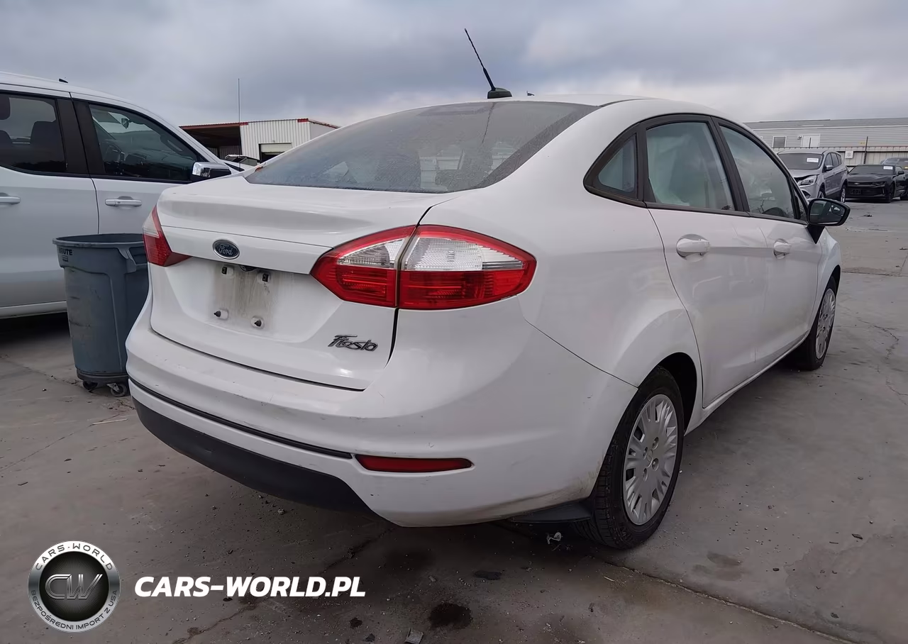 2019 Ford Fiesta S VIN:3FADP4AJ4KM152137 - 4