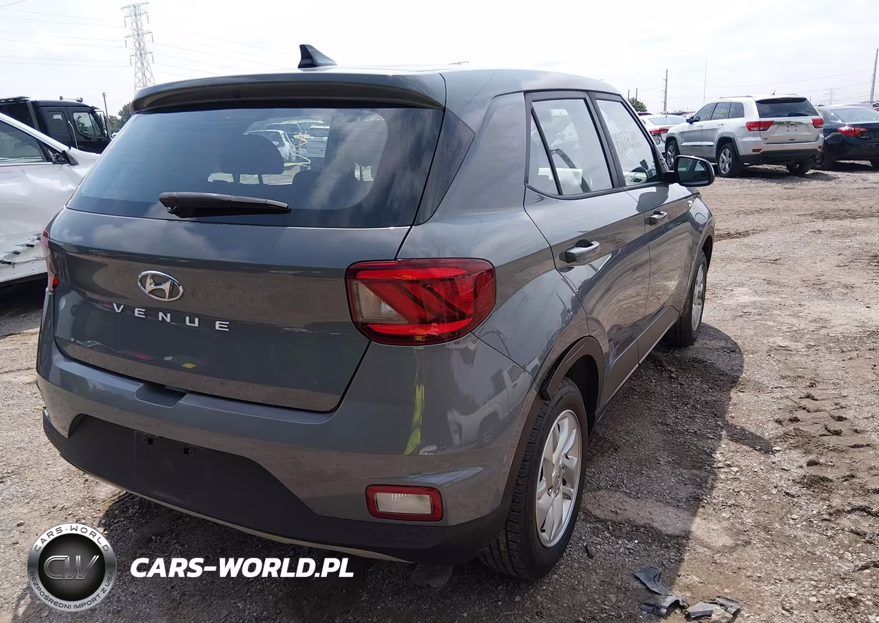 2021 Hyundai Venue Se VIN:KMHRB8A34MU067025 - 4