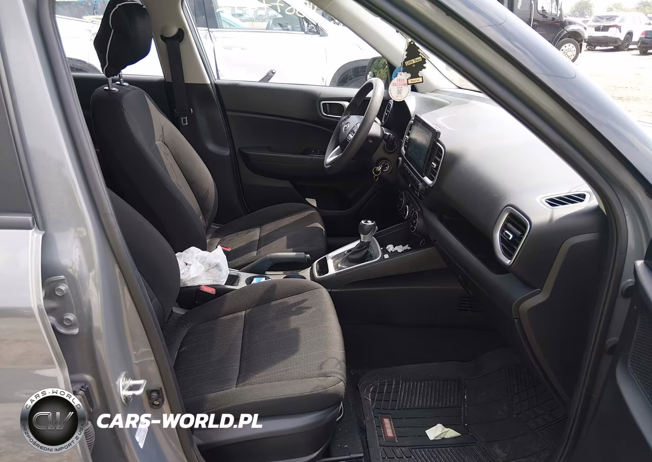 2021 Hyundai Venue Se VIN:KMHRB8A34MU067025 - 5