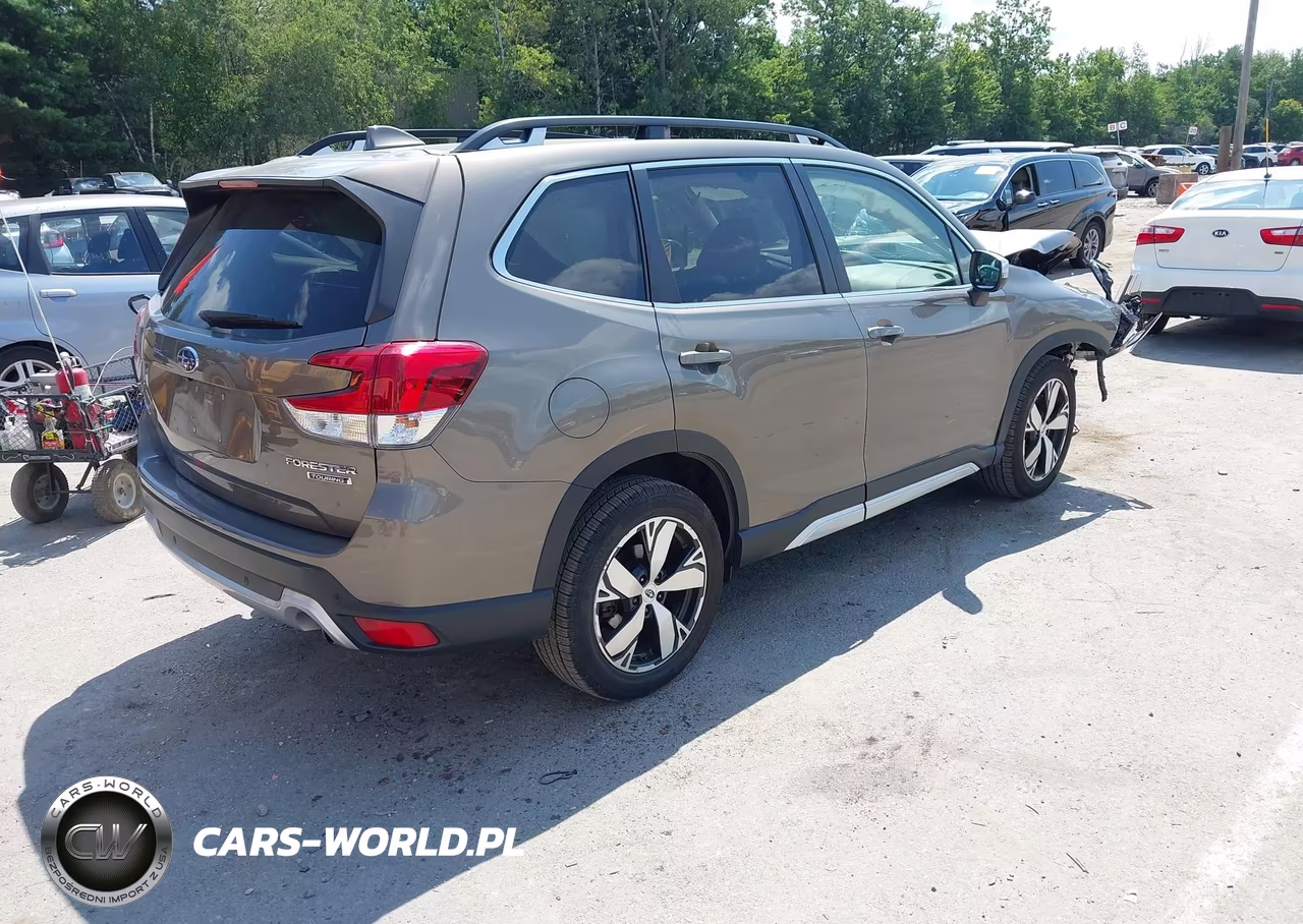 2020 Subaru Forester Touring VIN:JF2SKAXC6LH410091 - 4