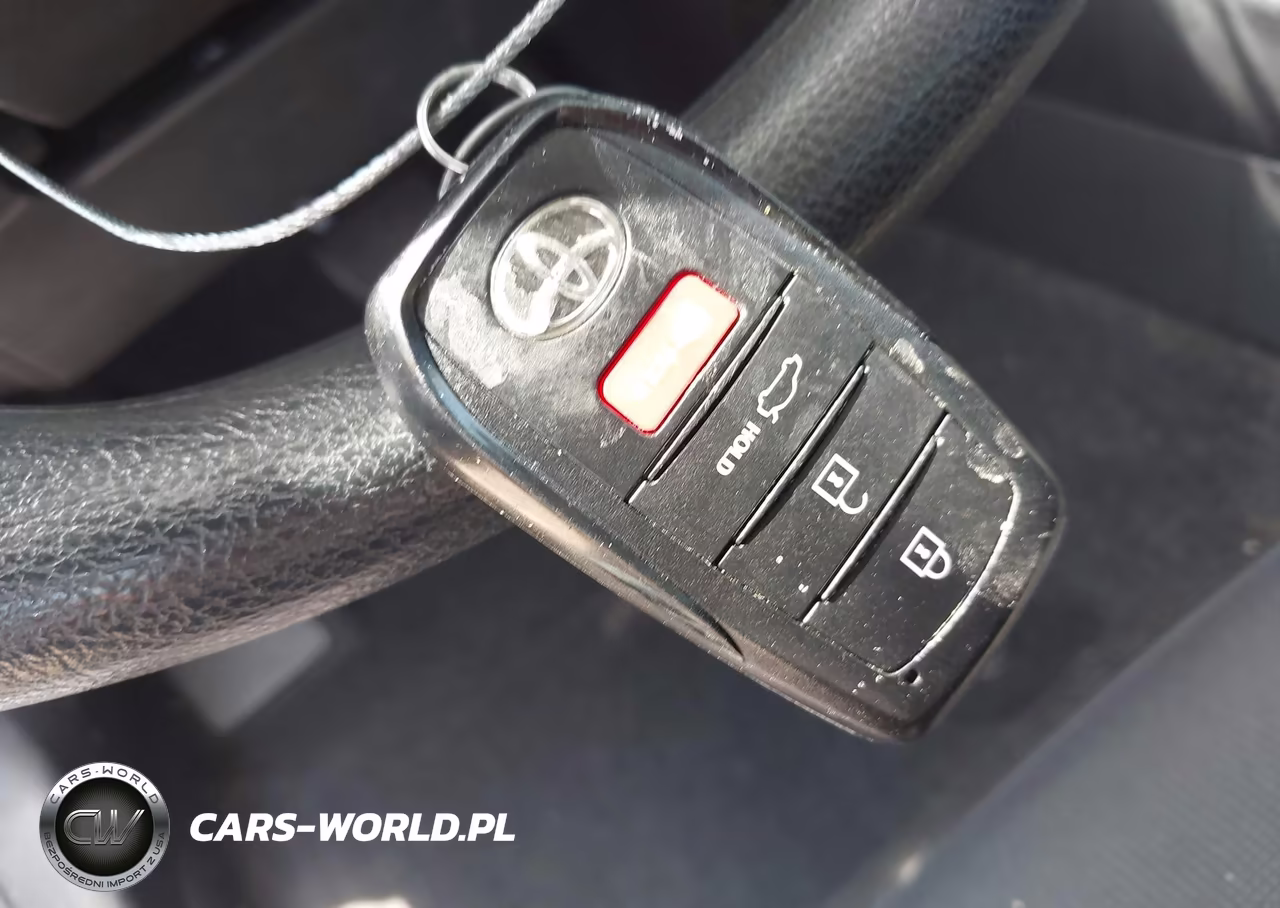 2024 Toyota Corolla Le VIN:5YFB4MDE1RP134447 - 11