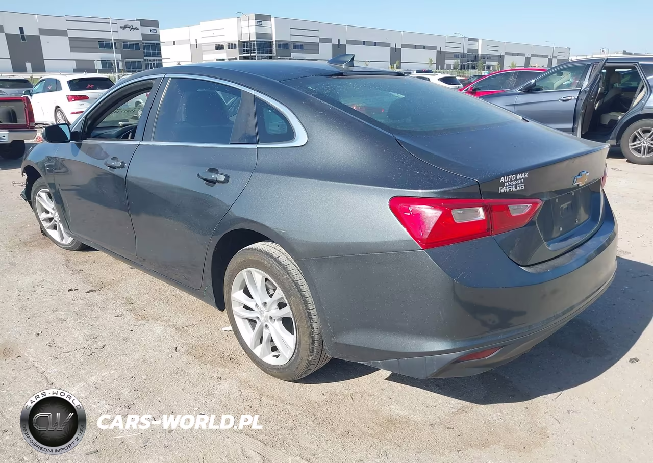 2018 Chevrolet Malibu Lt VIN:1G1ZD5ST8JF149327 - 3