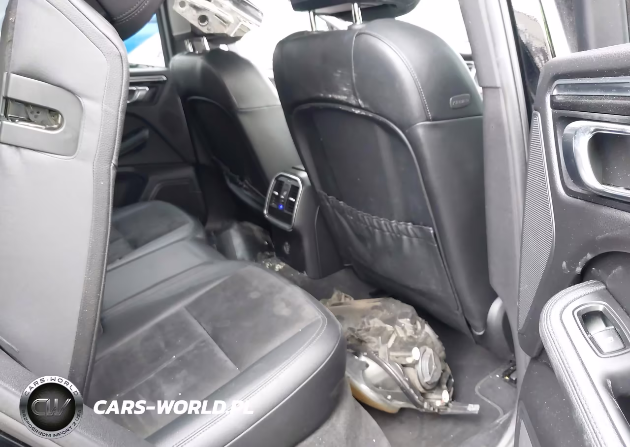 2018 Porsche Macan VIN:WP1AA2A52JLB25328 - 8
