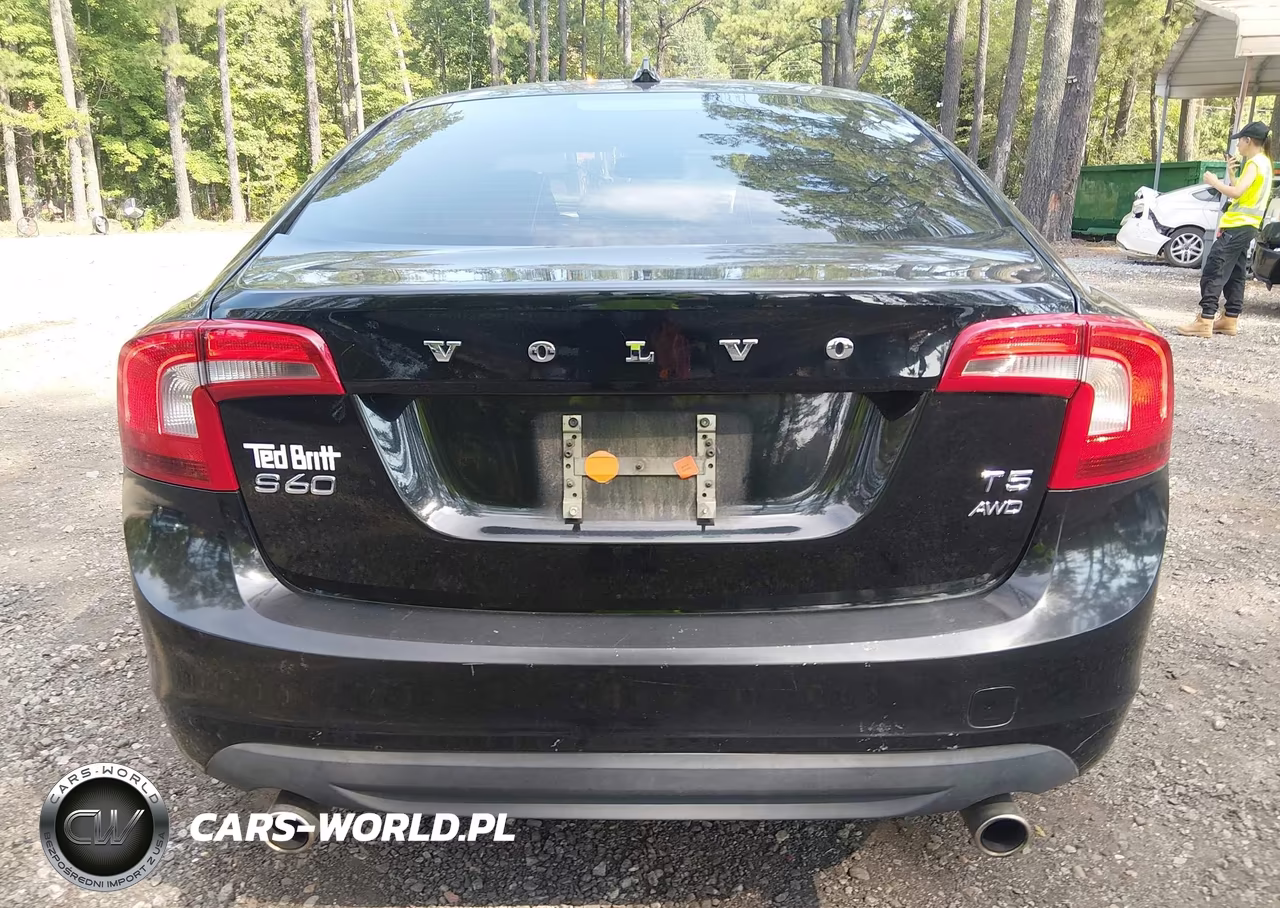 2013 Volvo S60 T5 VIN:YV1612FH1D2219814 - 16