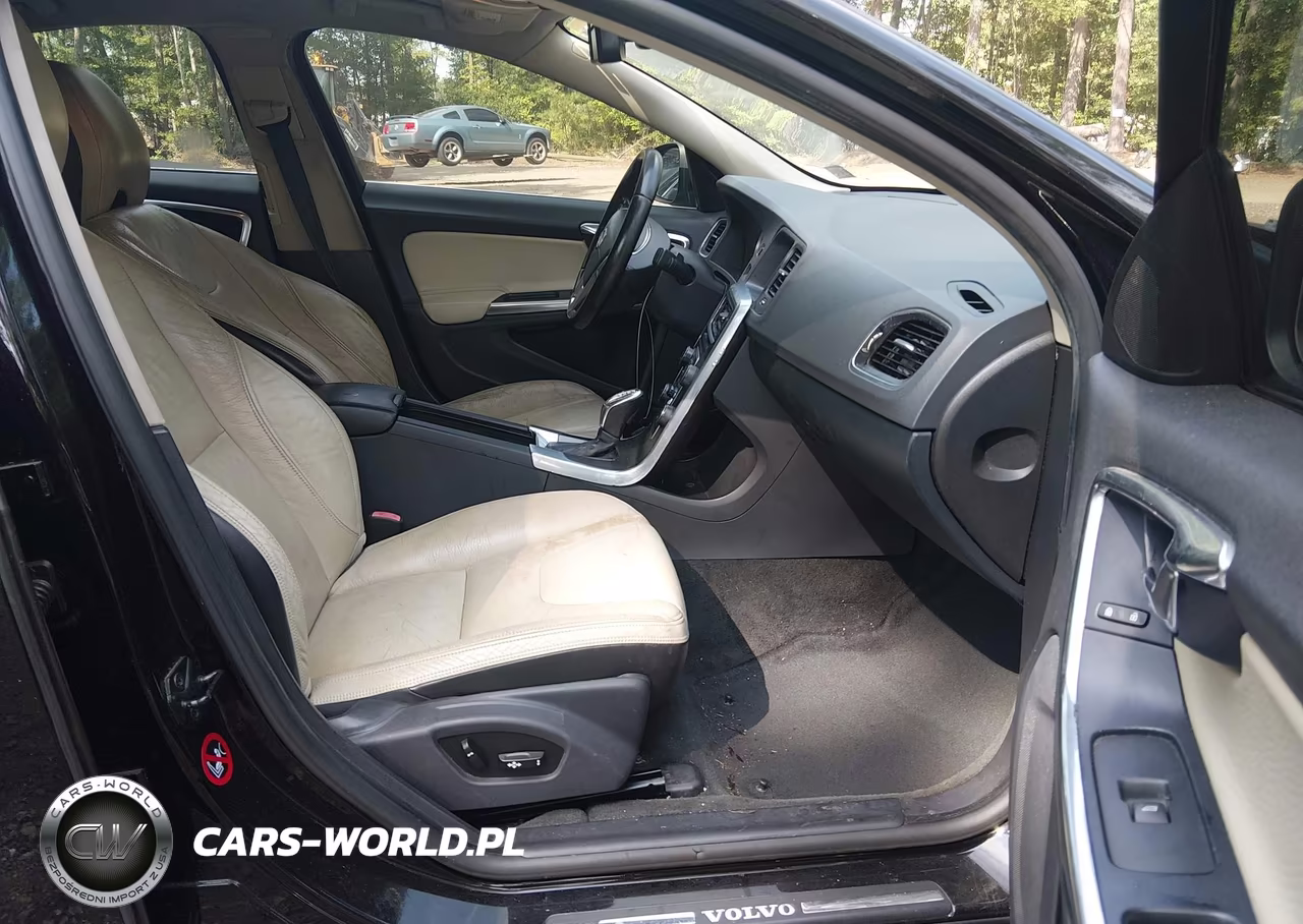 2013 Volvo S60 T5 VIN:YV1612FH1D2219814 - 5
