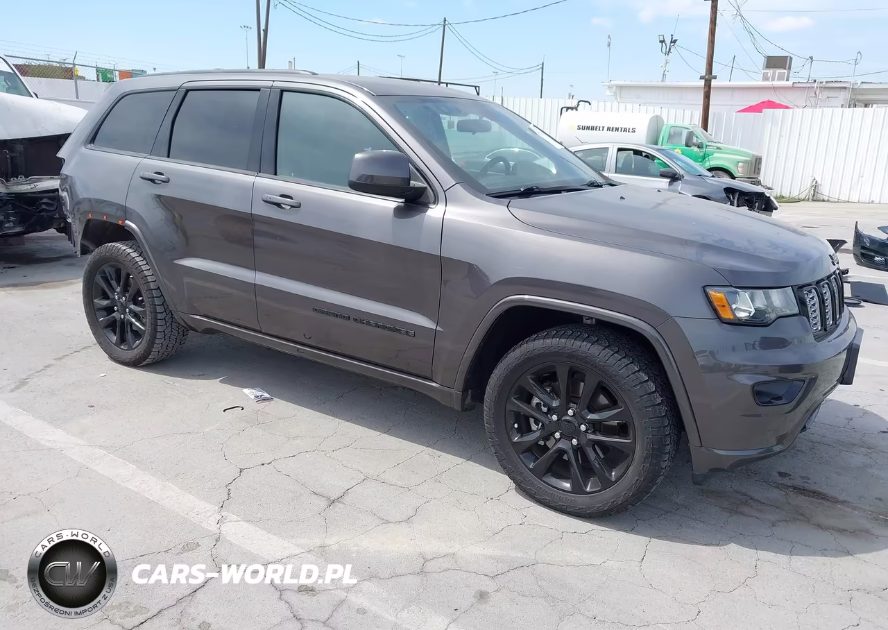 2021 Jeep Grand Cherokee Laredo X 4X2 – zdjęcie 1 z 17