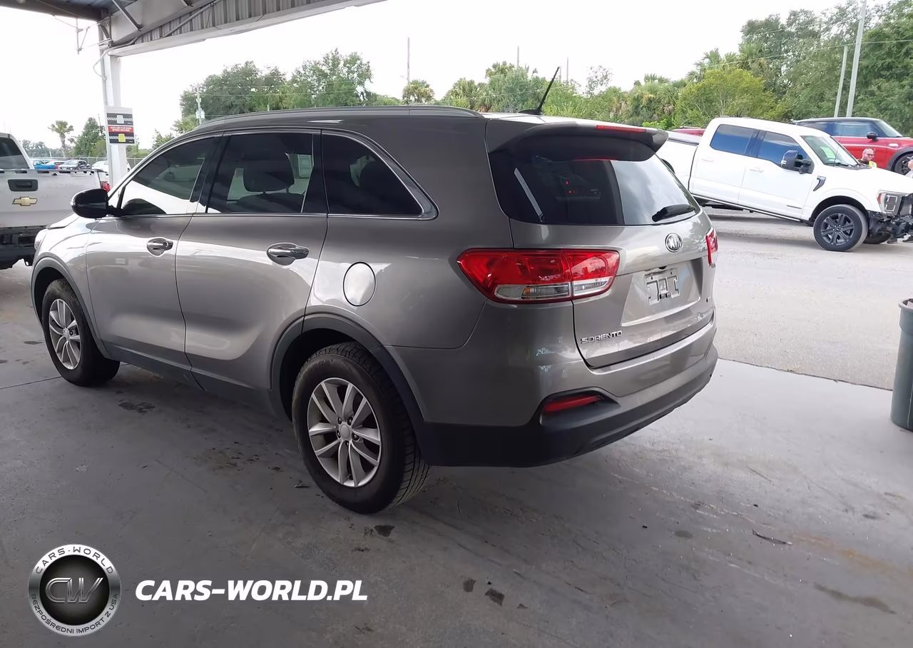 2017 Kia Sorento 2.4L Lx VIN:5XYPG4A35HG257994 - 3