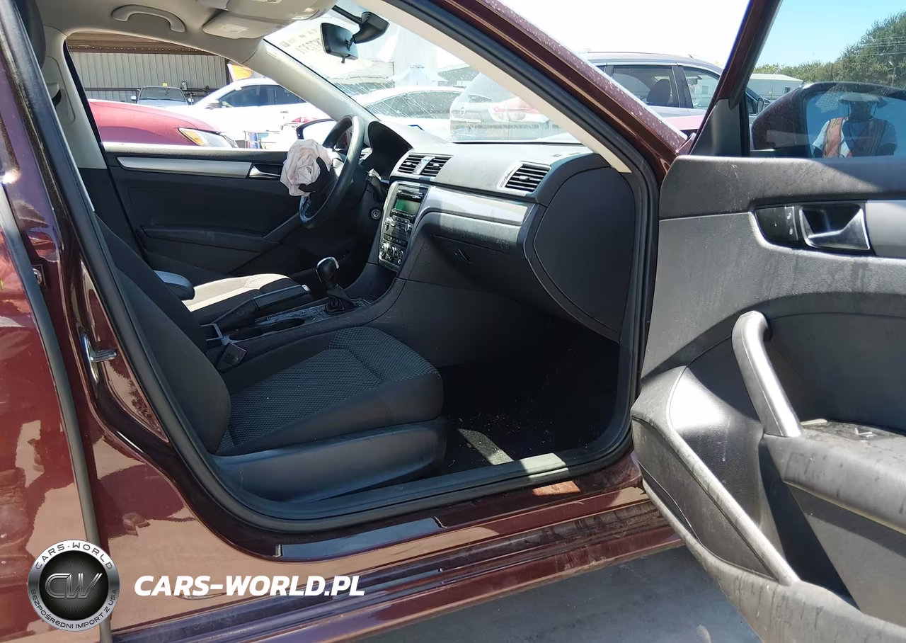 2012 Volkswagen Passat 2.5L S VIN:1VWAH7A33CC048476 - 5