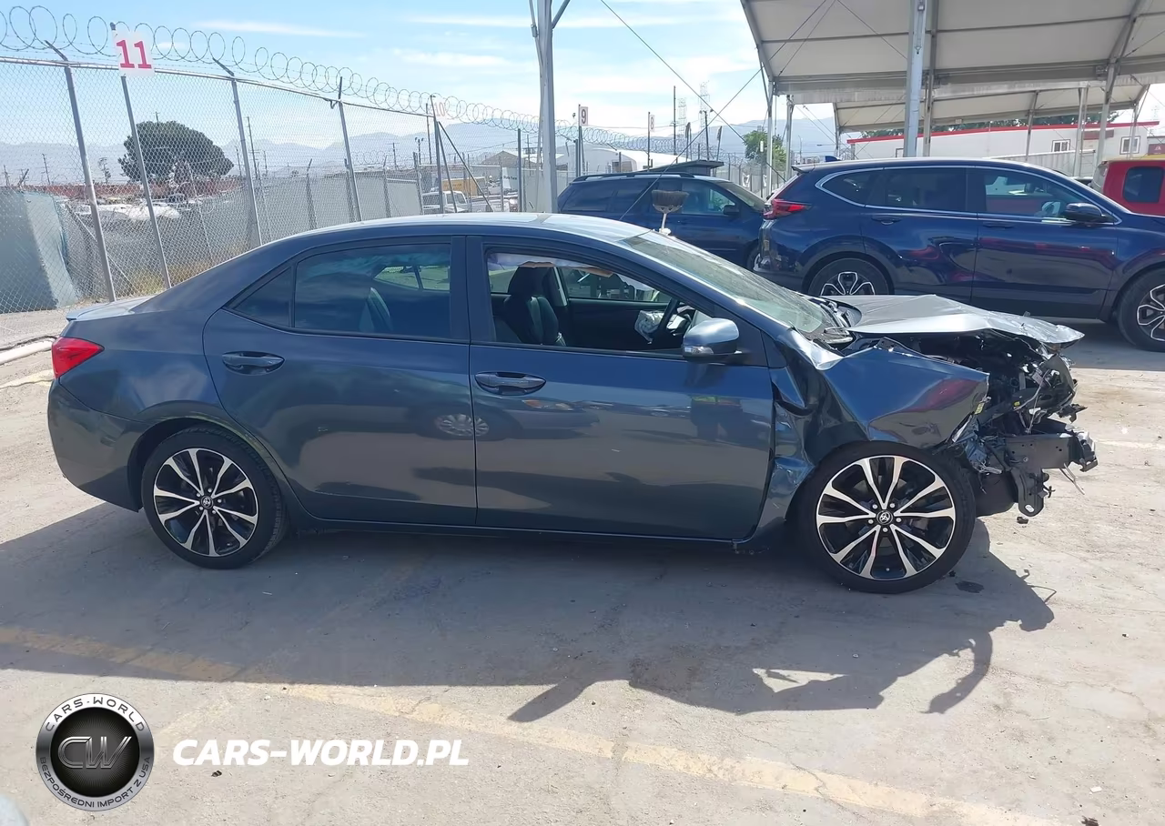 2018 Toyota Corolla Se VIN:5YFBURHE9JP769931 - 14