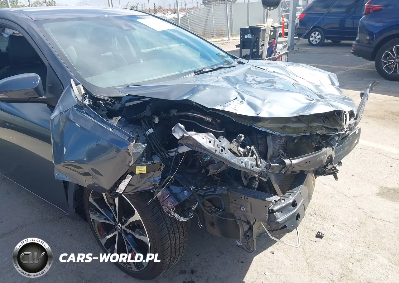 2018 Toyota Corolla Se VIN:5YFBURHE9JP769931 - 6