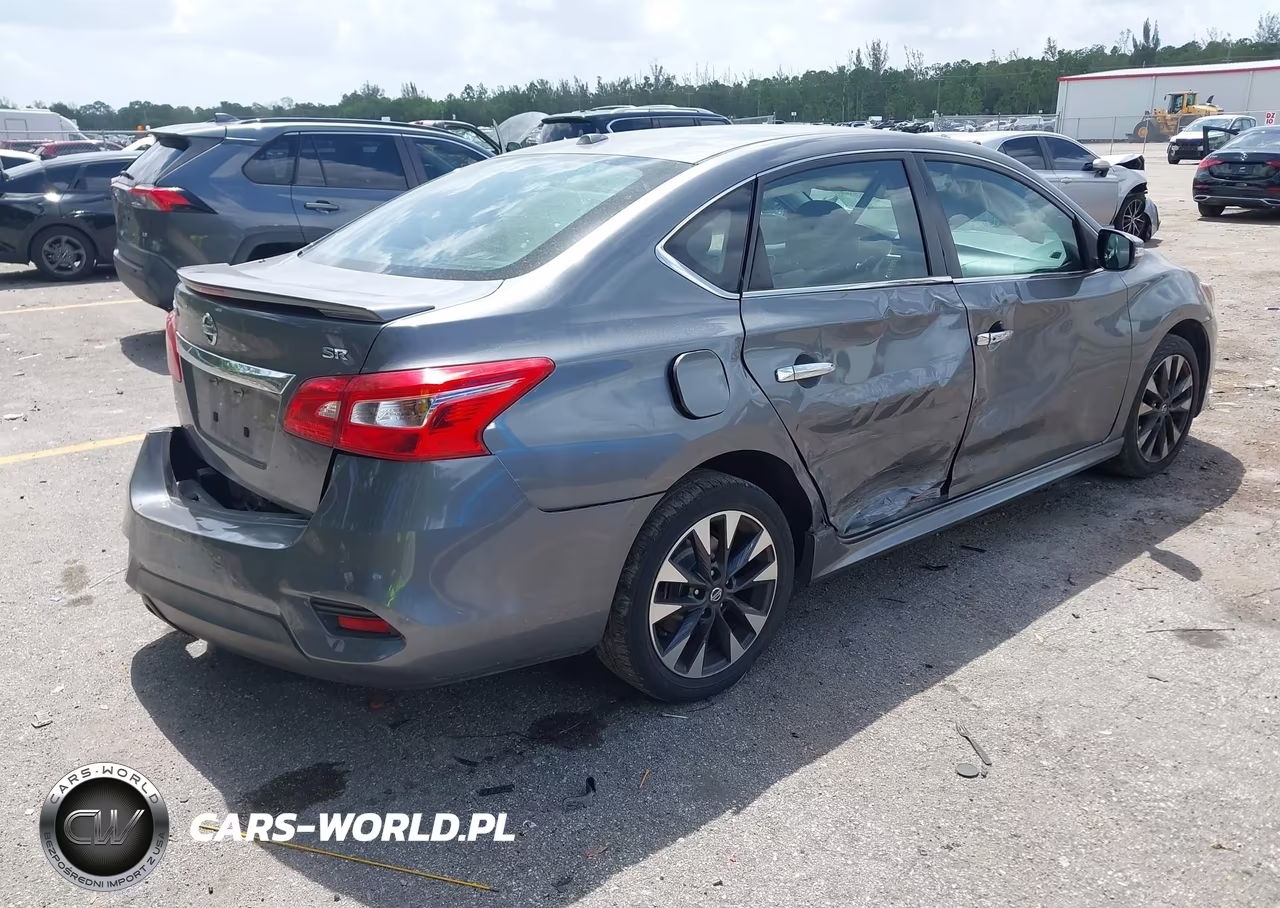 2019 Nissan Sentra Sr VIN:3N1AB7AP5KY219714 - 4