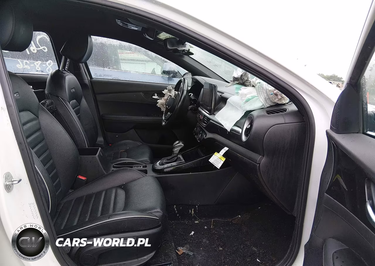 2024 Kia Forte Gt-Line VIN:3KPF54AD4RE822762 - 5