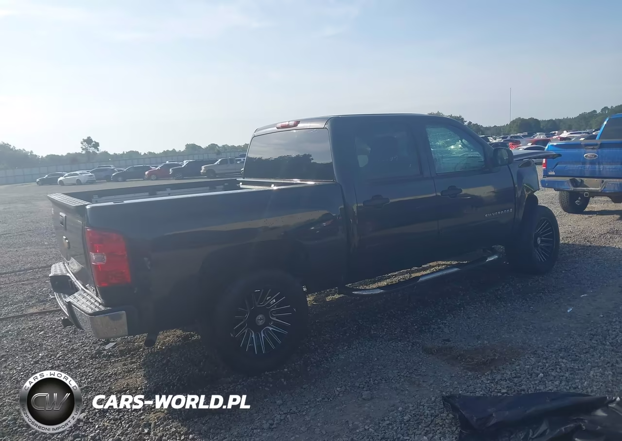 2008 Chevrolet Silverado 1500 Ls VIN:2GCEC13C281285177 - 4