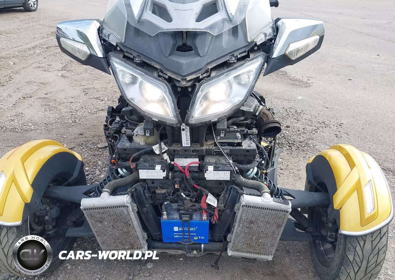 2015 Can-Am Spyder Roadster Rt-Rt-S-S Series-Ltd VIN:2BXNBDD21FV004759 - 15