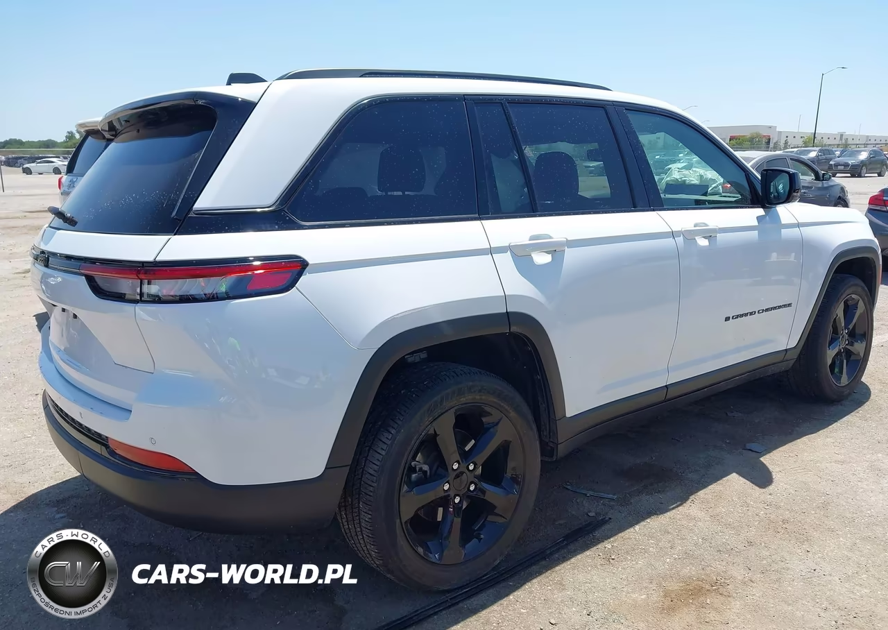 2024 Jeep Grand Cherokee Altitude X 4X4 VIN:1C4RJHAG5RC704284 - 4
