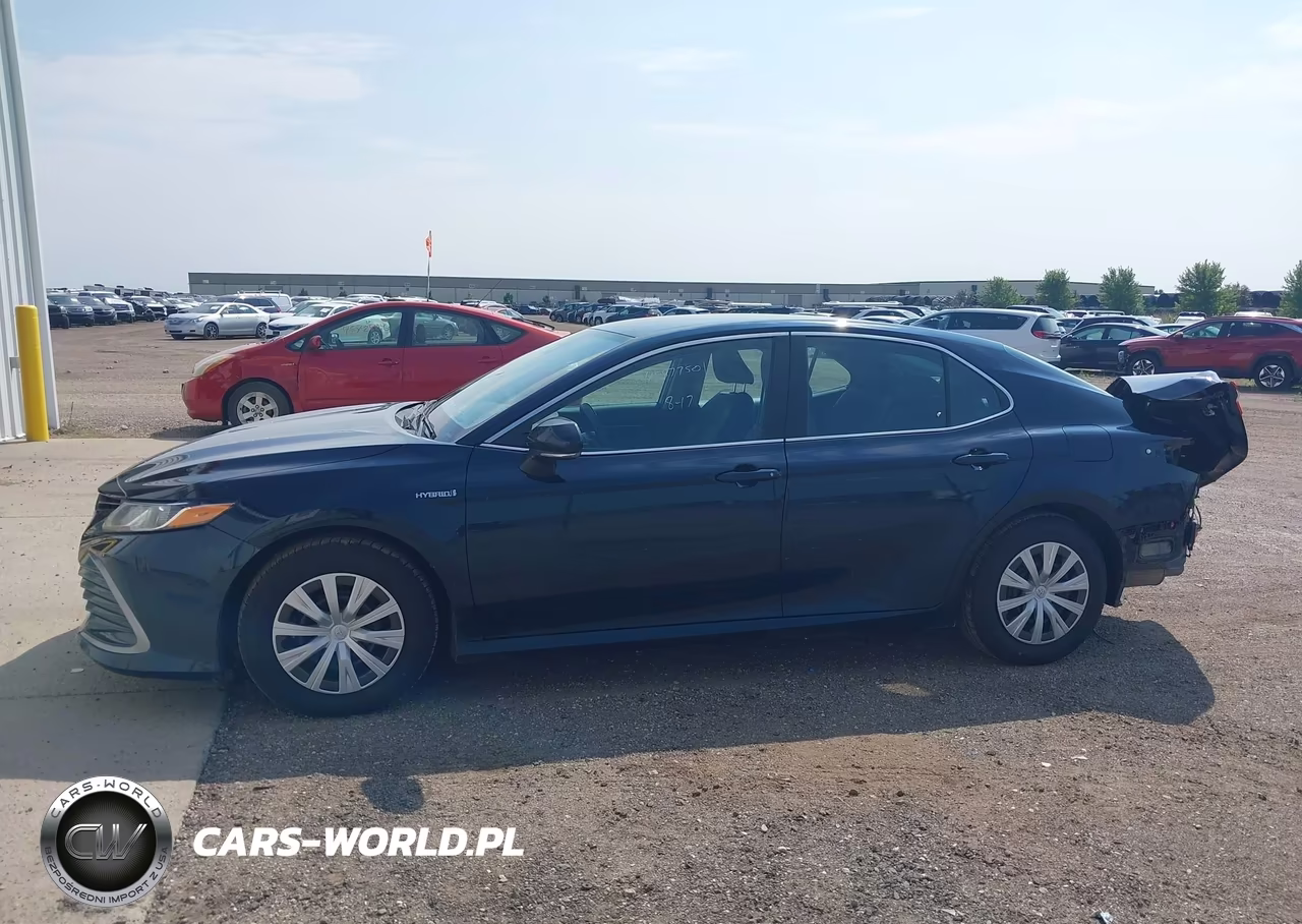 2021 Toyota Camry Le Hybrid VIN:4T1C31AK1MU565037 - 15
