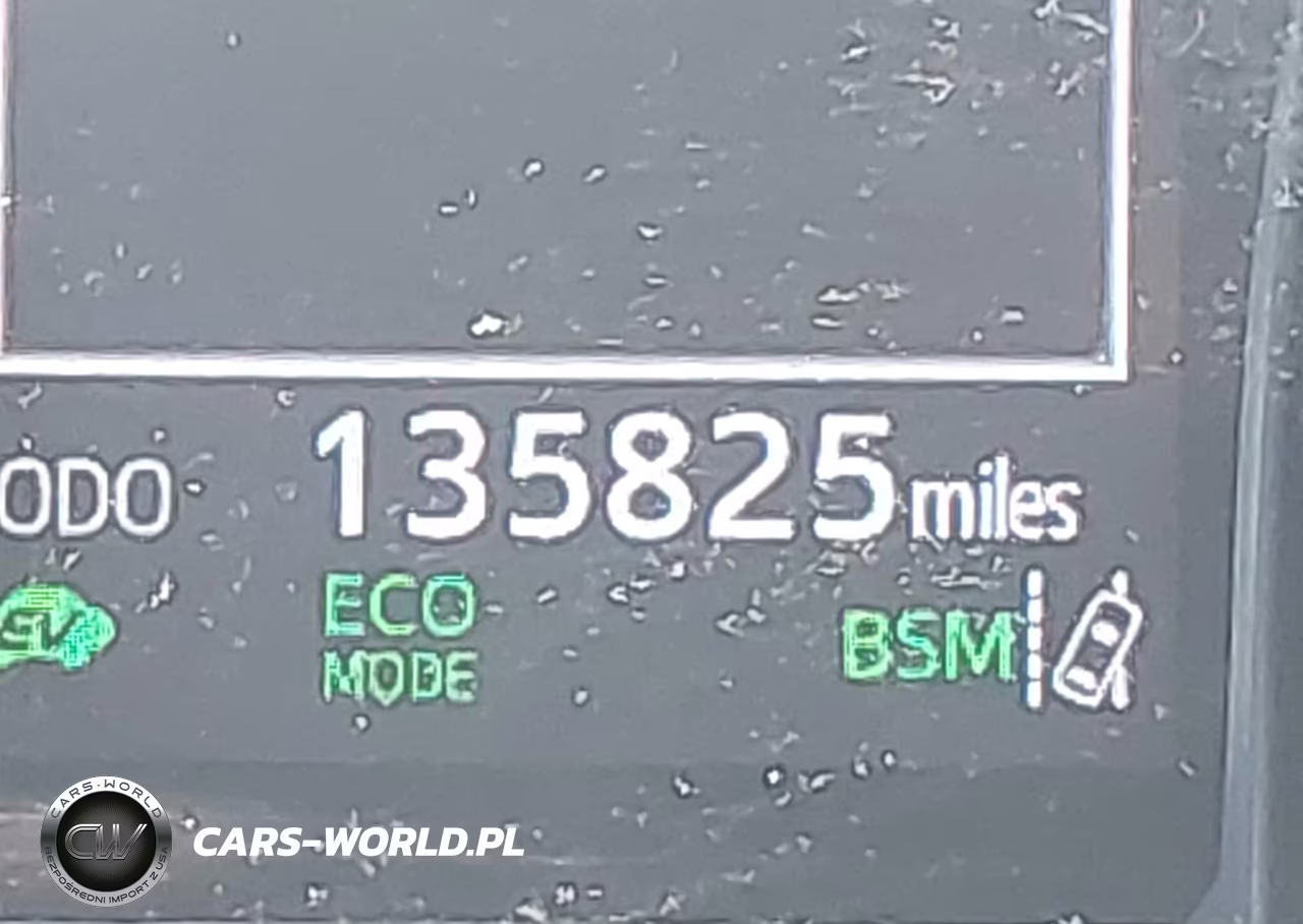 2021 Toyota Camry Le Hybrid VIN:4T1C31AK1MU565037 - 16