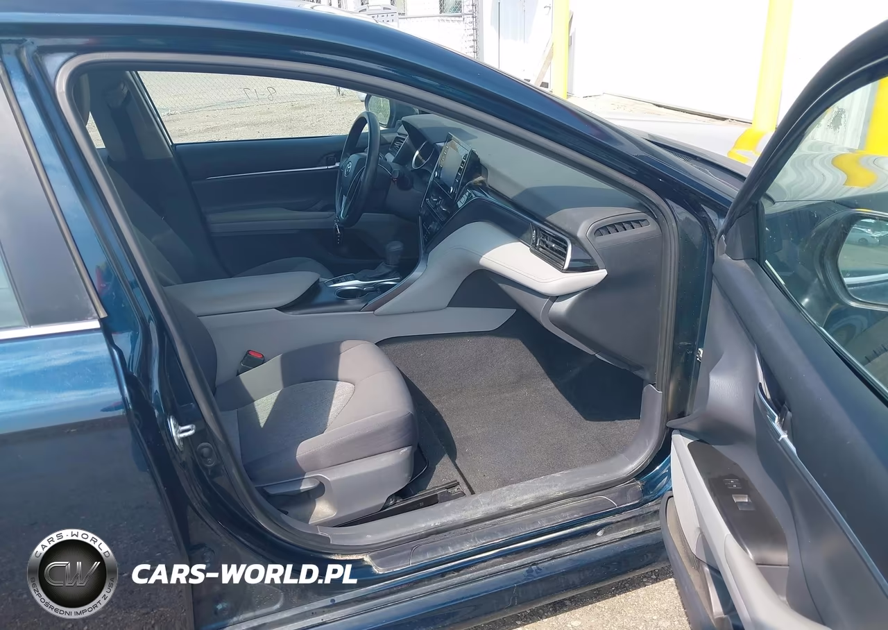2021 Toyota Camry Le Hybrid VIN:4T1C31AK1MU565037 - 5