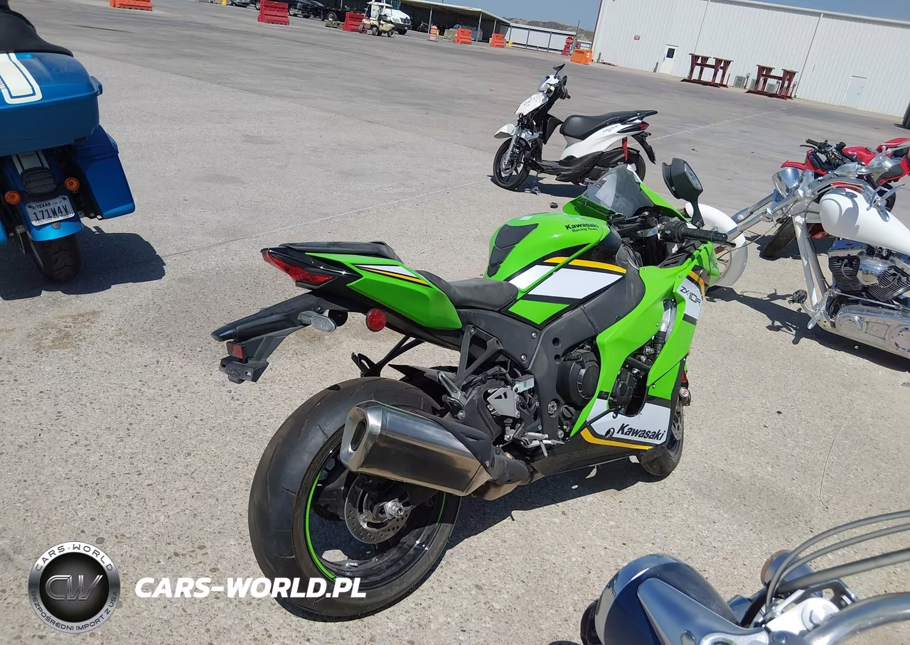 2025 Kawasaki Zx1002 L VIN:JKBZXVL16SA017585 - 4