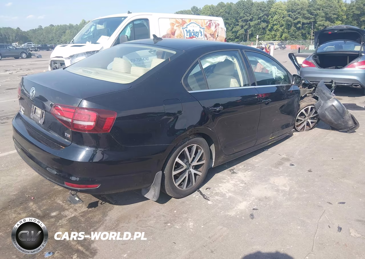 2017 Volkswagen Jetta 1.4T Se VIN:3VWDB7AJ7HM219216 - 4