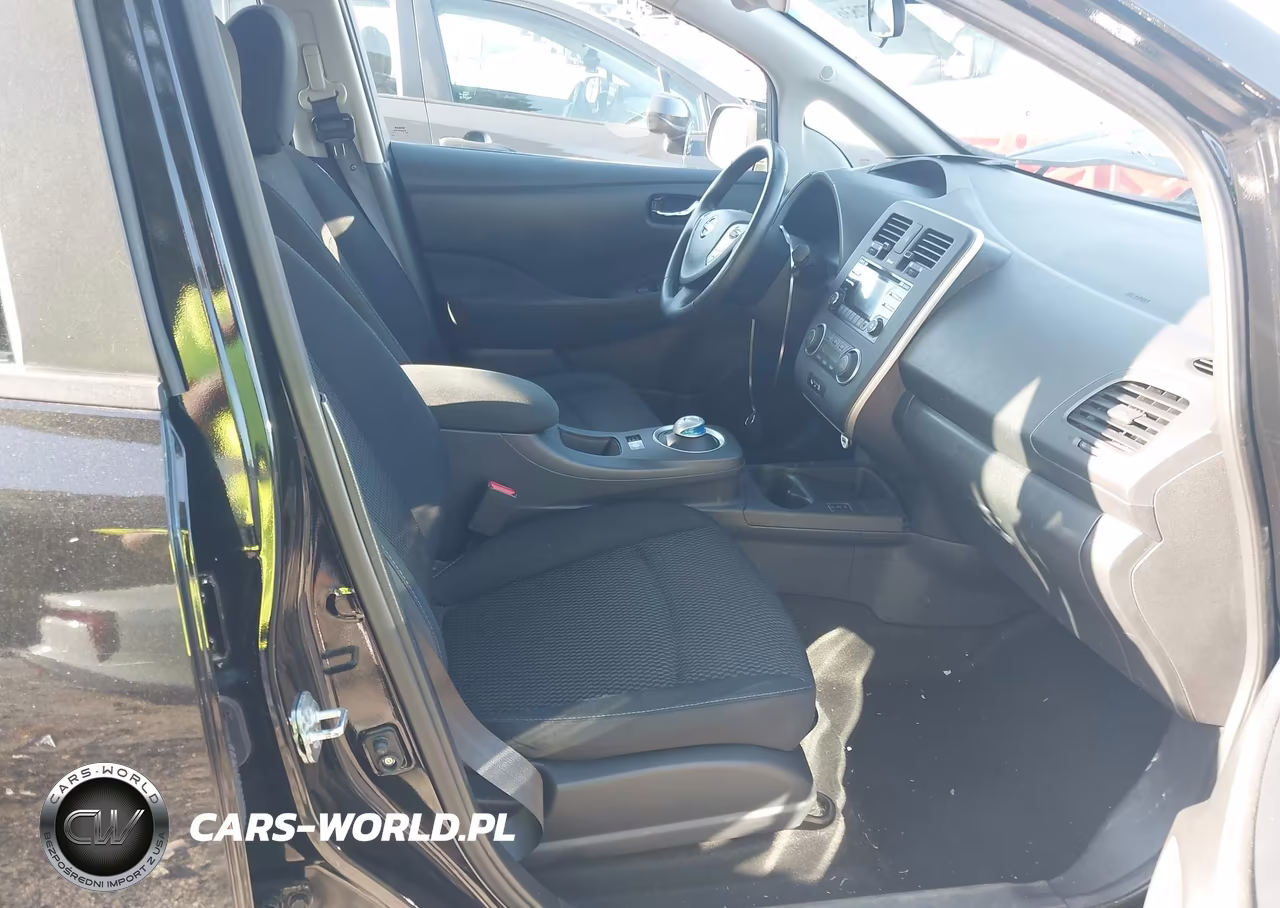 2015 Nissan Leaf S VIN:1N4AZ0CPXFC319325 - 5
