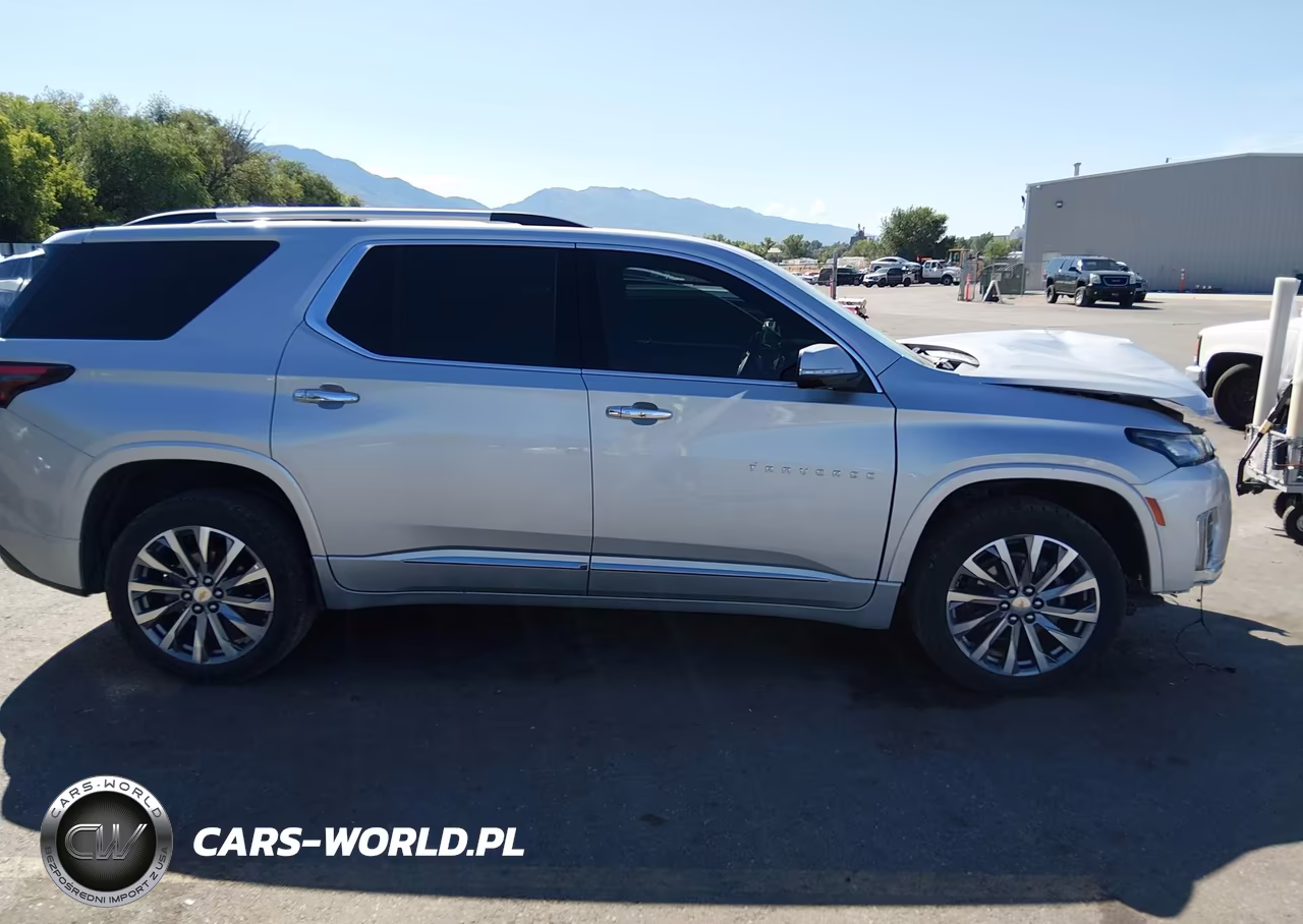 2022 Chevrolet Traverse Awd Premier VIN:1GNEVKKW4NJ157995 - 13