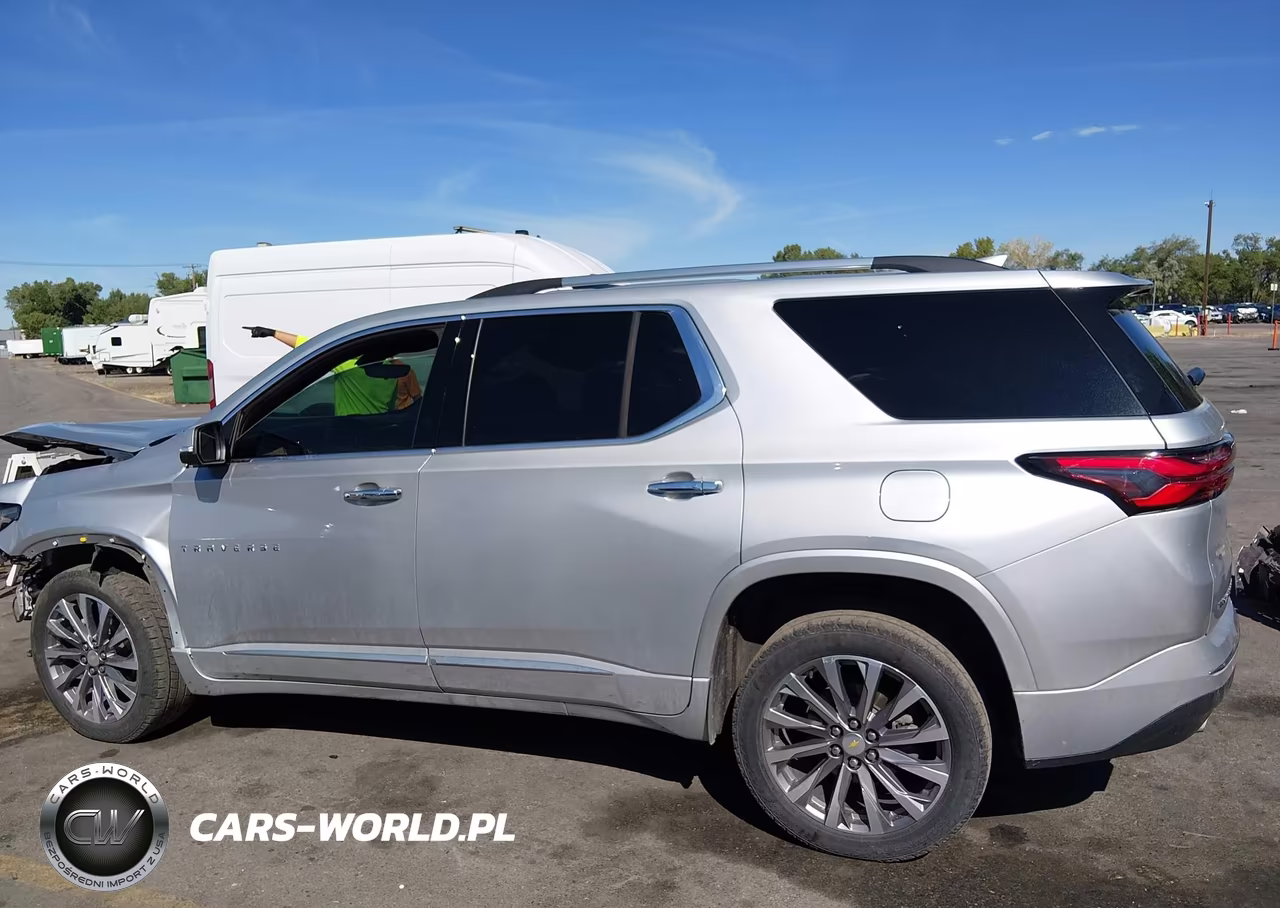 2022 Chevrolet Traverse Awd Premier VIN:1GNEVKKW4NJ157995 - 14