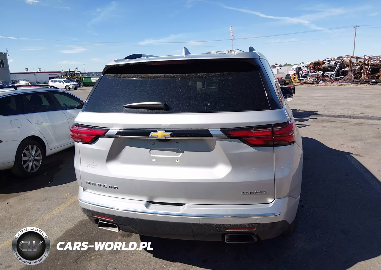 2022 Chevrolet Traverse Awd Premier VIN:1GNEVKKW4NJ157995 - 16