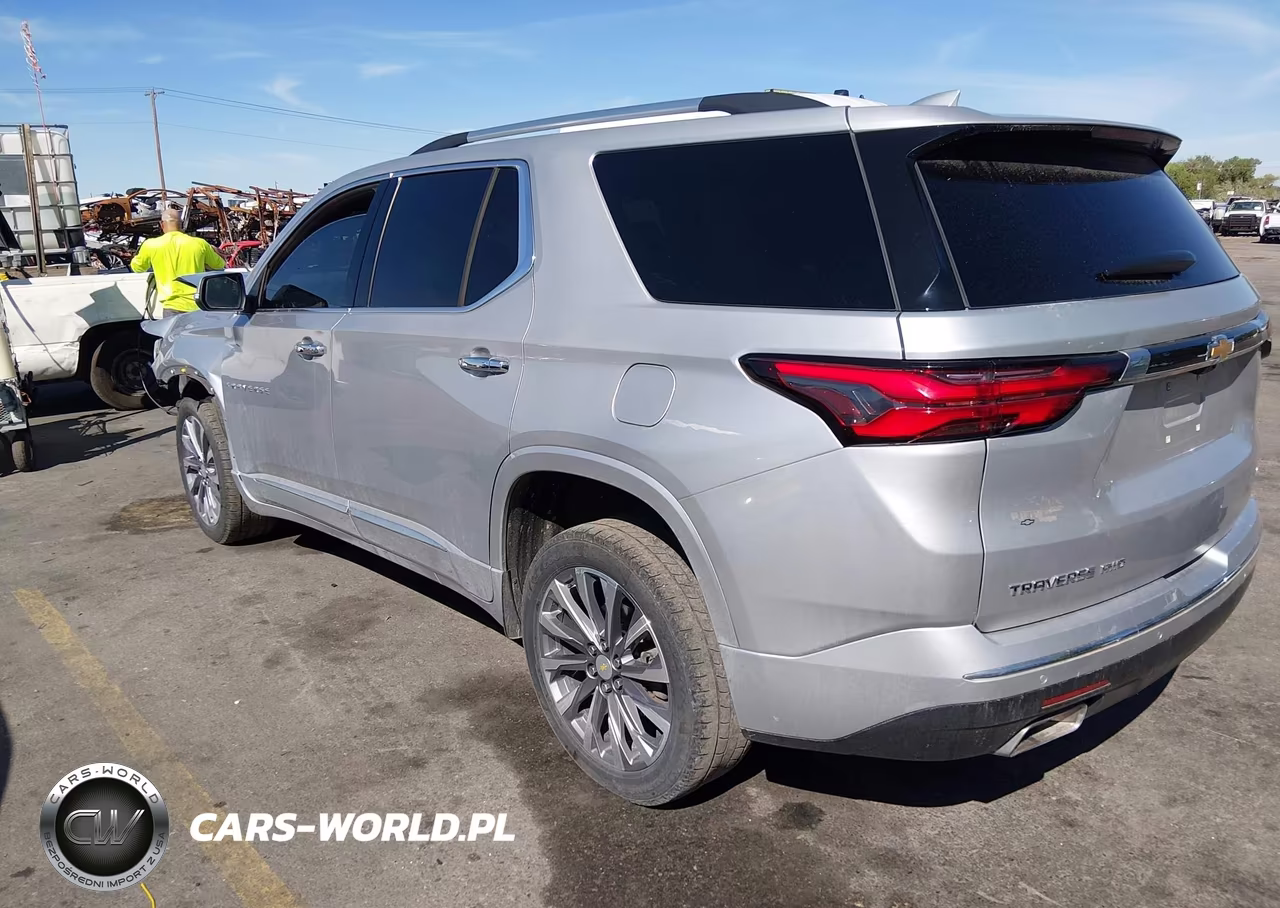 2022 Chevrolet Traverse Awd Premier VIN:1GNEVKKW4NJ157995 - 3