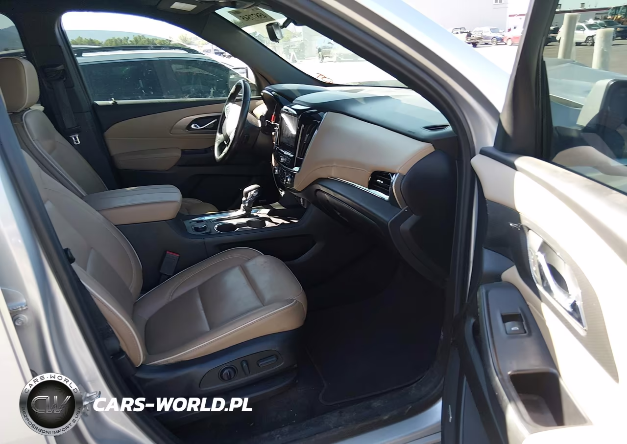 2022 Chevrolet Traverse Awd Premier VIN:1GNEVKKW4NJ157995 - 5