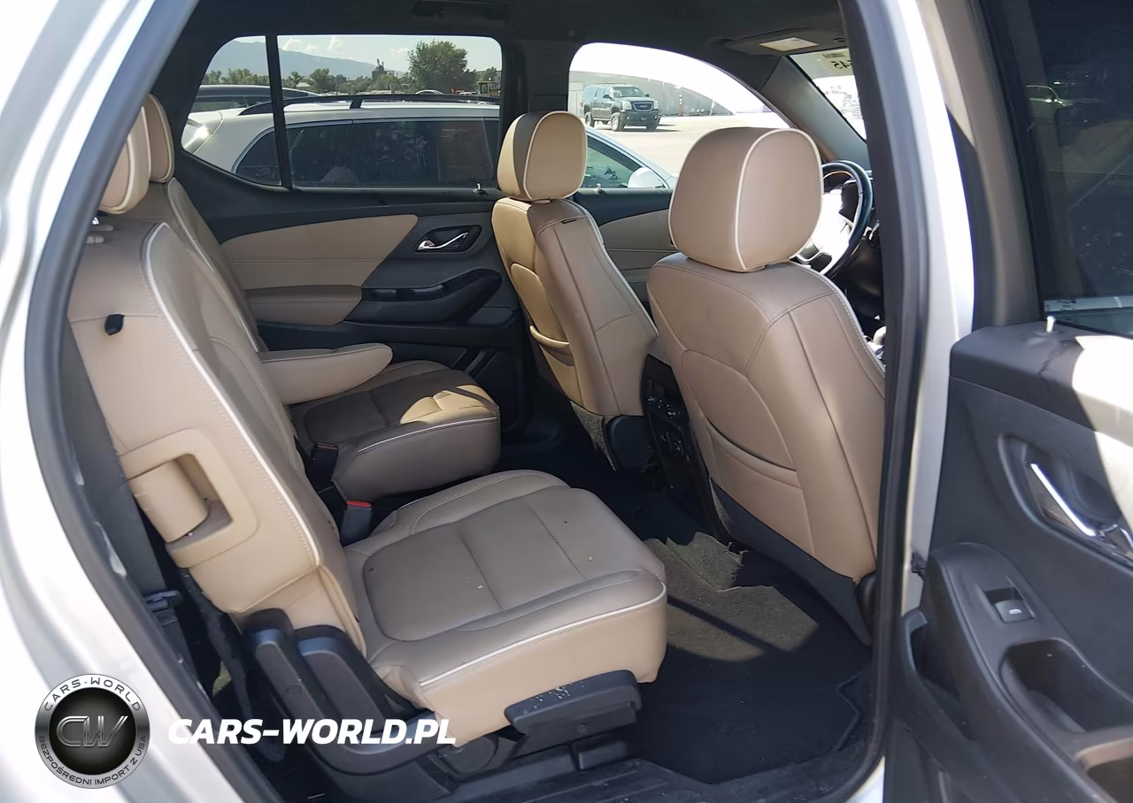 2022 Chevrolet Traverse Awd Premier VIN:1GNEVKKW4NJ157995 - 8