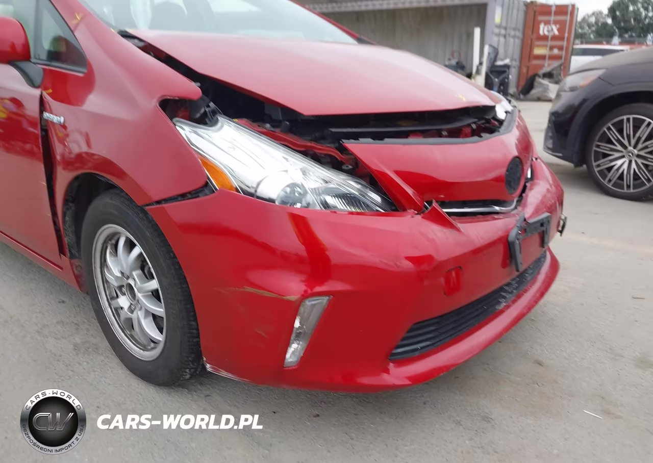 2013 Toyota Prius V Three VIN:JTDZN3EUXD3194207 - 13