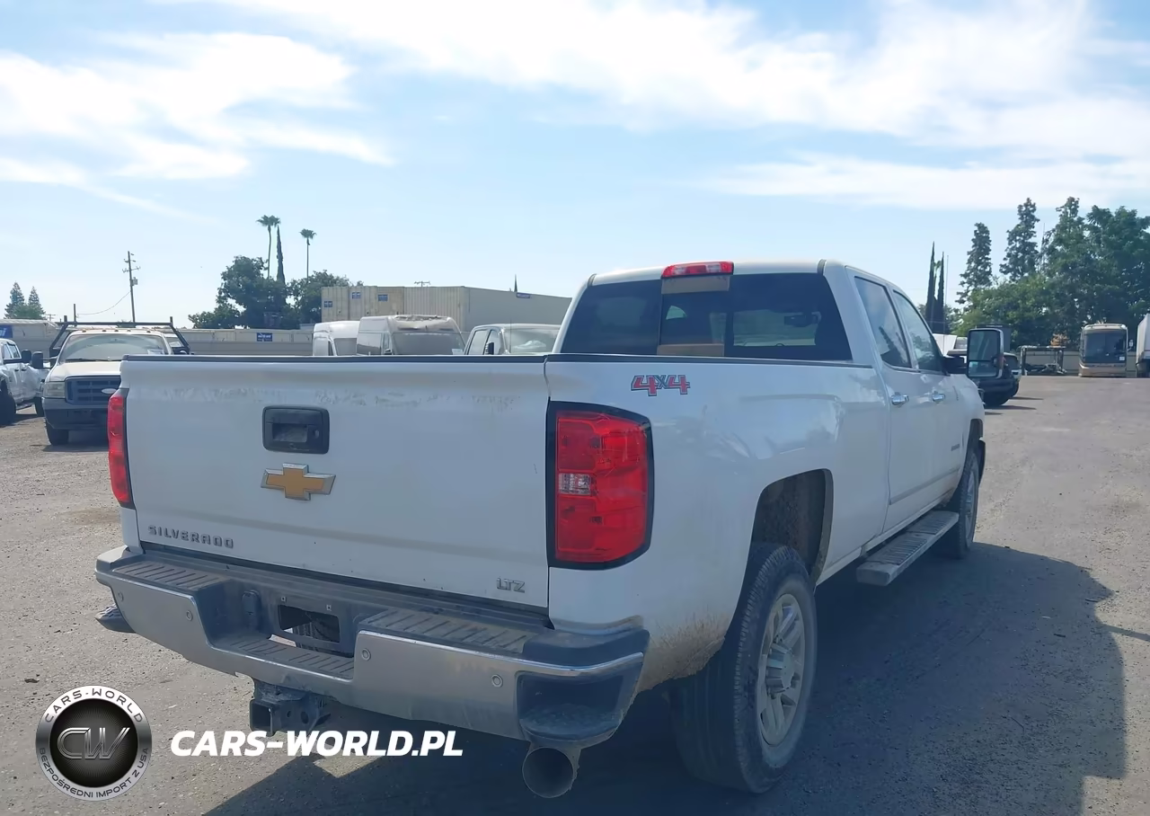 2017 Chevrolet Silverado 3500Hd Ltz VIN:1GC4K0CY5HF224242 - 4