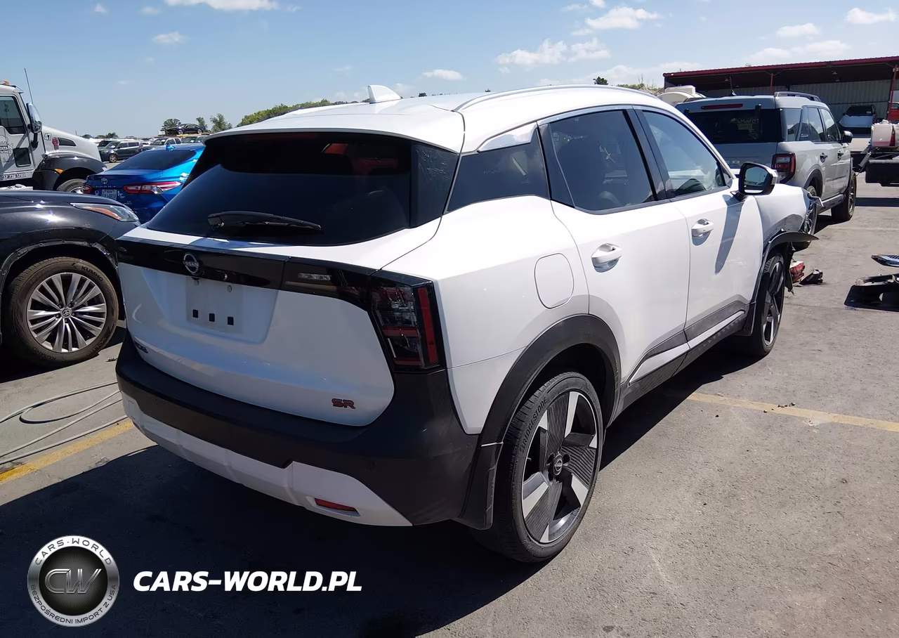 2025 Nissan Kicks Sr Fwd VIN:3N8AP6DC1SL388244 - 4