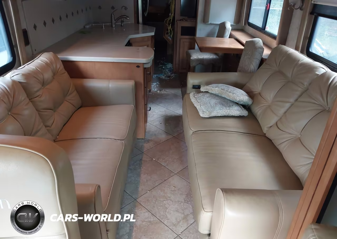 2011 Freightliner Chassis Xc VIN:4UZACVDT9BCBH1984 - 8