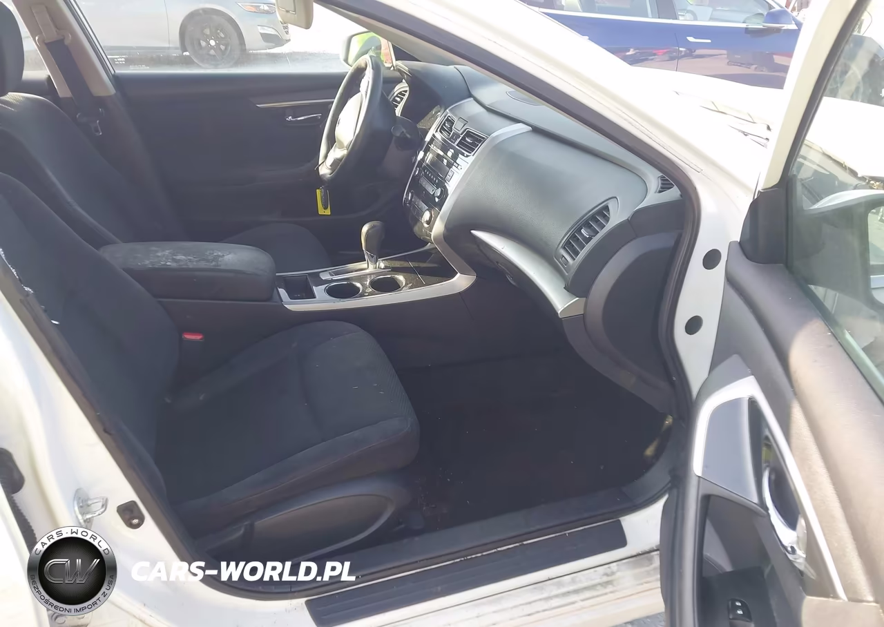 2014 Nissan Altima 2.5 S VIN:1N4AL3AP1EC133662 - 5