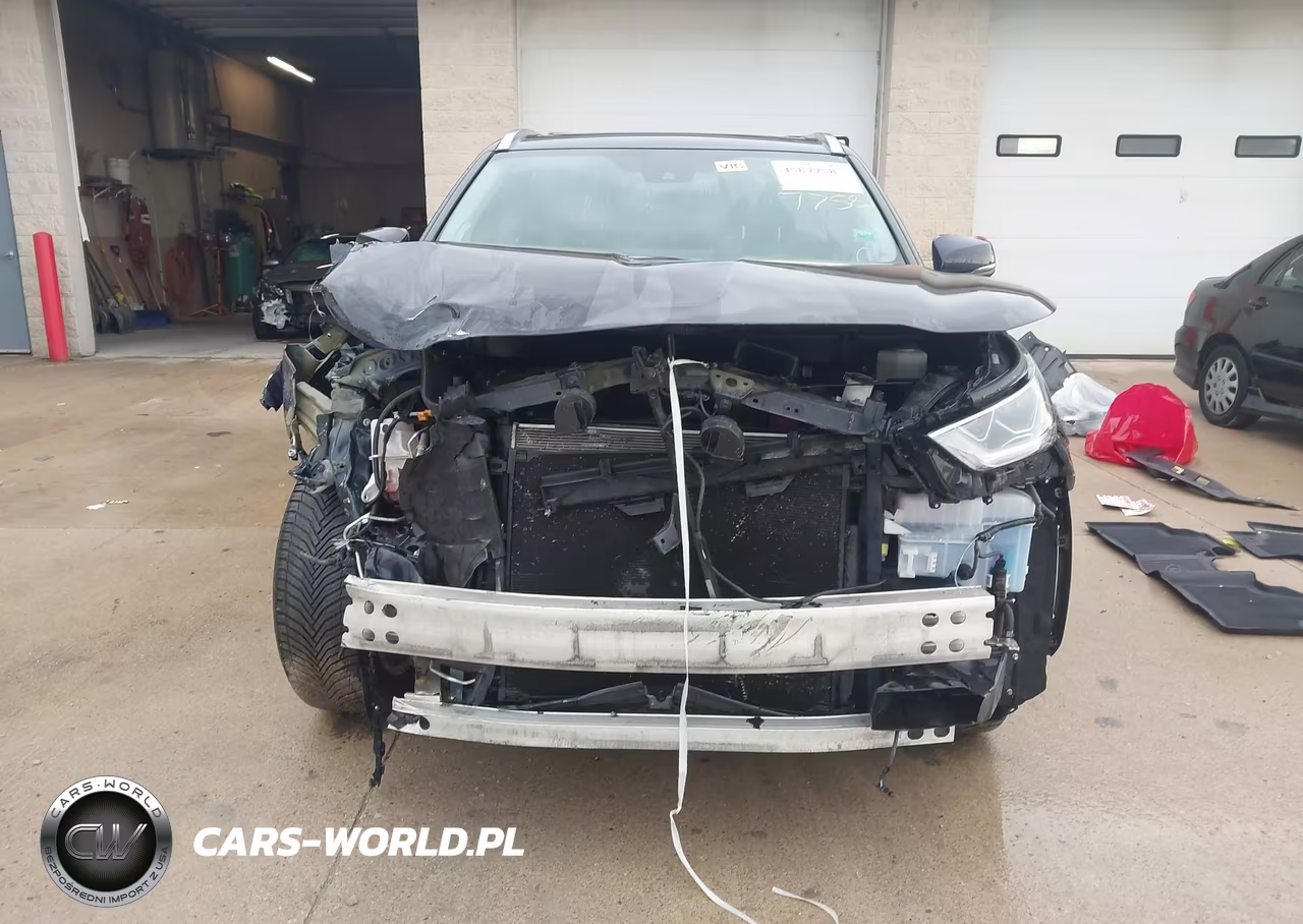 2020 Toyota Highlander Limited VIN:5TDDZRBH9LS041842 - 13