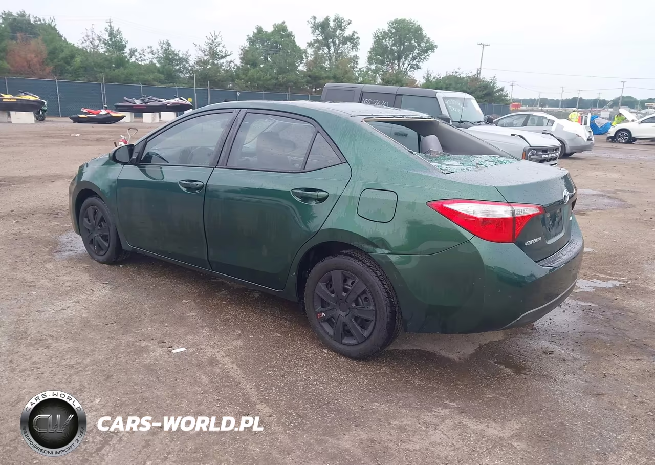 2015 Toyota Corolla Le VIN:5YFBURHE4FP361649 - 3