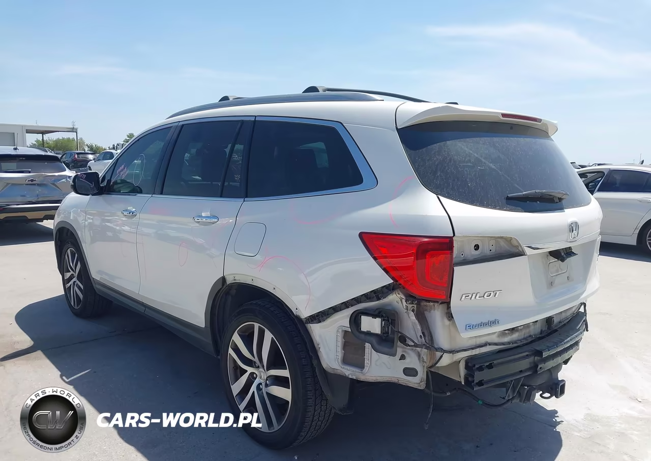 2018 Honda Pilot Elite VIN:5FNYF6H05JB046192 - 3