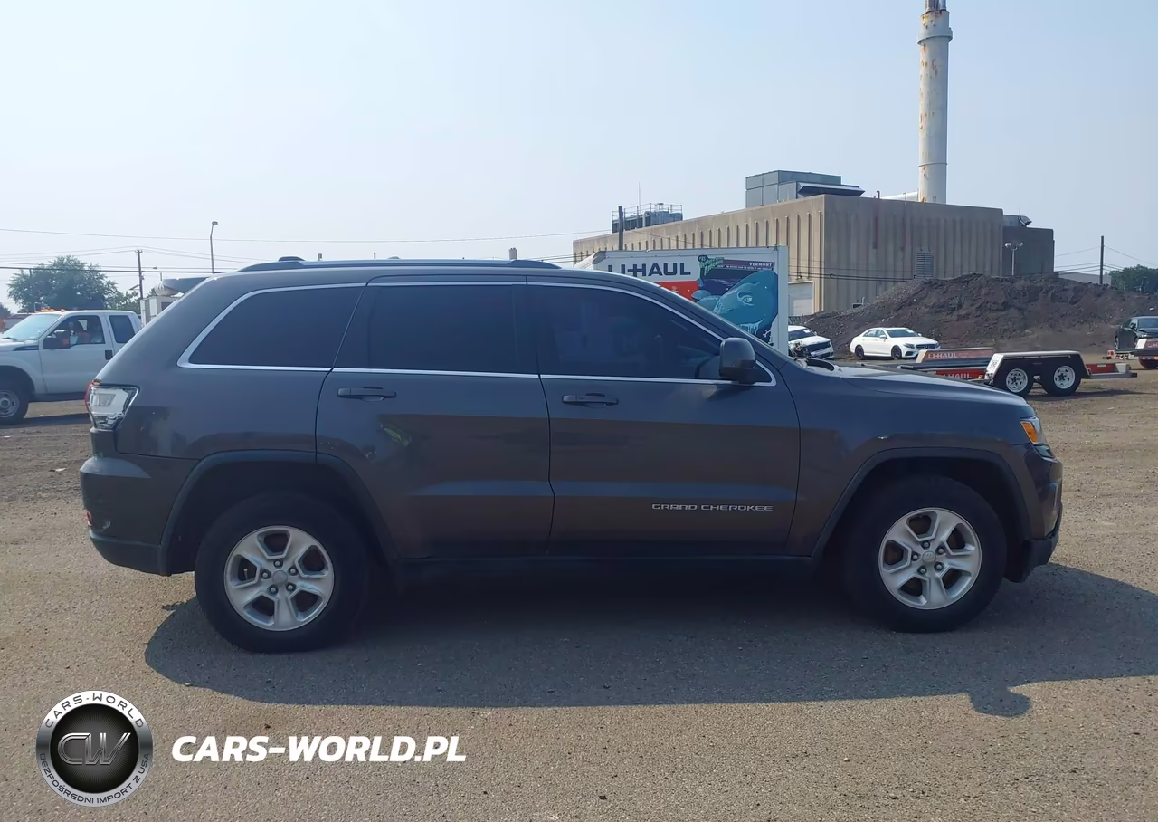 2014 Jeep Grand Cherokee Laredo VIN:1C4RJFAGXEC333685 - 13