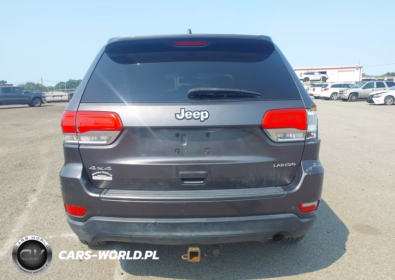 2014 Jeep Grand Cherokee Laredo VIN:1C4RJFAGXEC333685 - 16