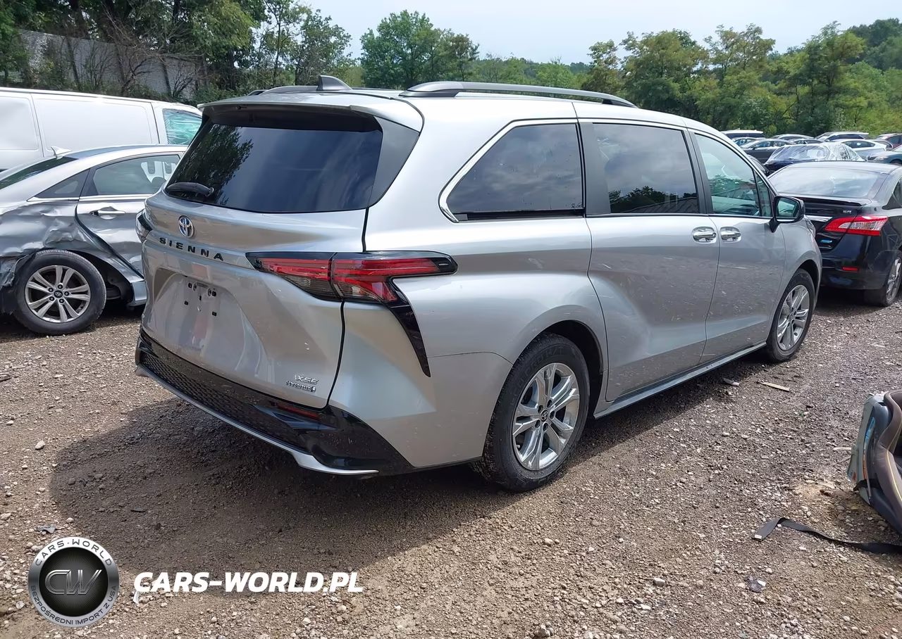 2022 Toyota Sienna Xse VIN:5TDDSKFC5NS042788 - 4