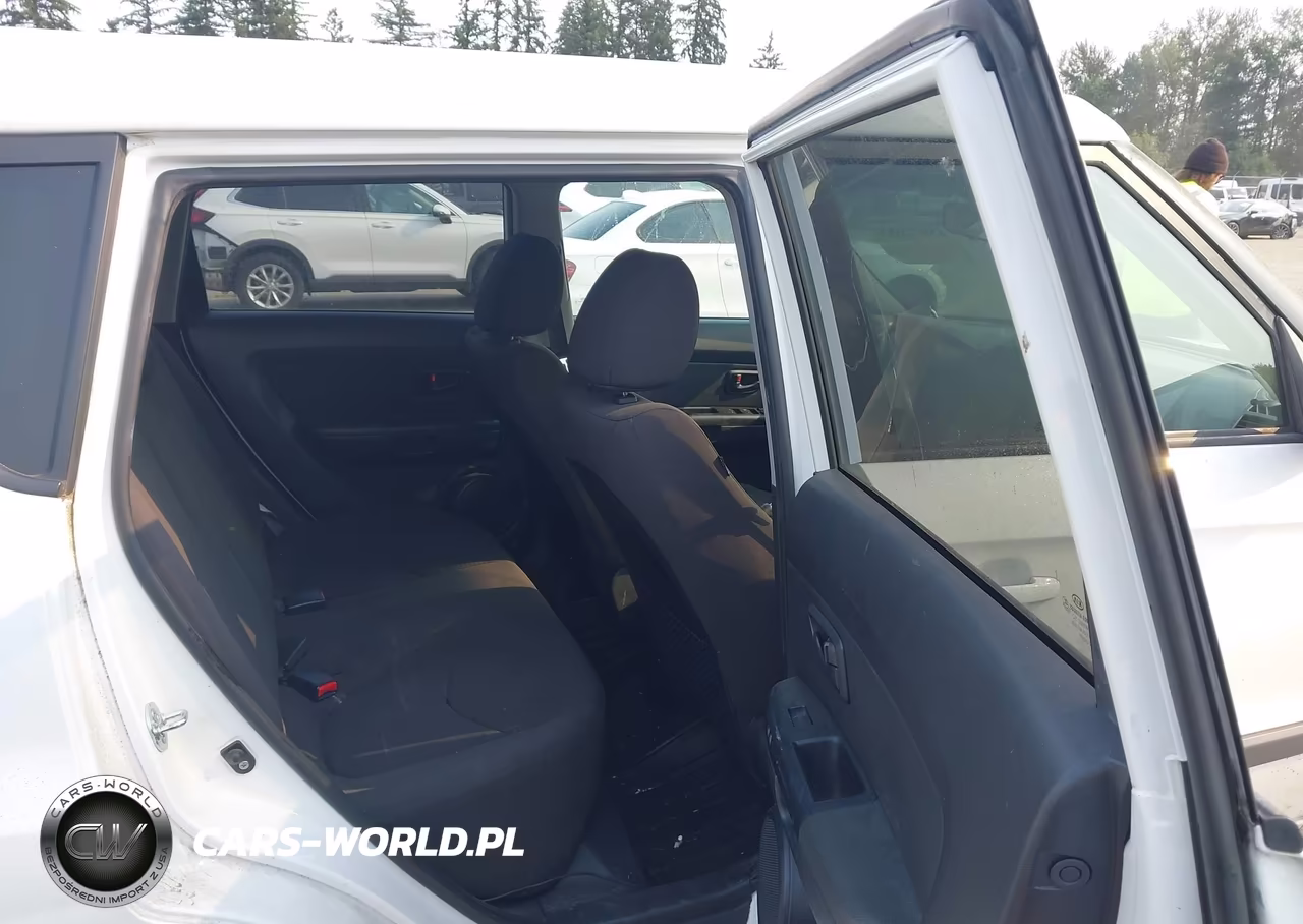 2013 Kia Soul VIN:KNDJT2A51D7762459 - 8