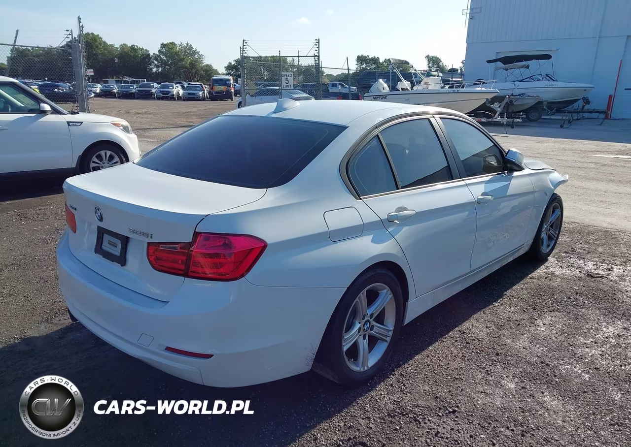 2014 BMW 328I xDrive VIN:WBA3B5G57ENS08762 - 4