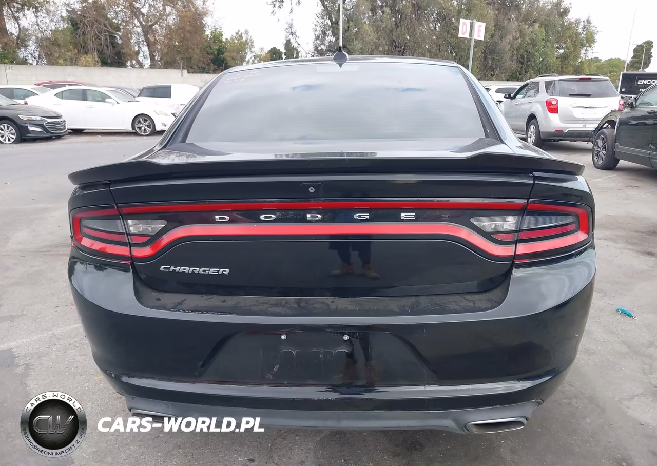 2018 Dodge Charger Sxt Plus Rwd VIN:2C3CDXHG4JH134202 - 17