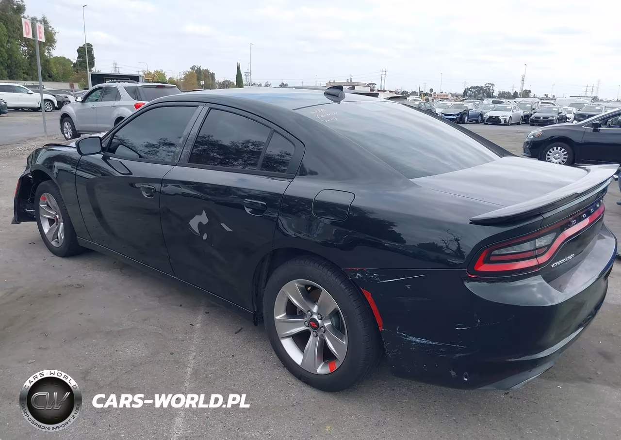2018 Dodge Charger Sxt Plus Rwd VIN:2C3CDXHG4JH134202 - 3