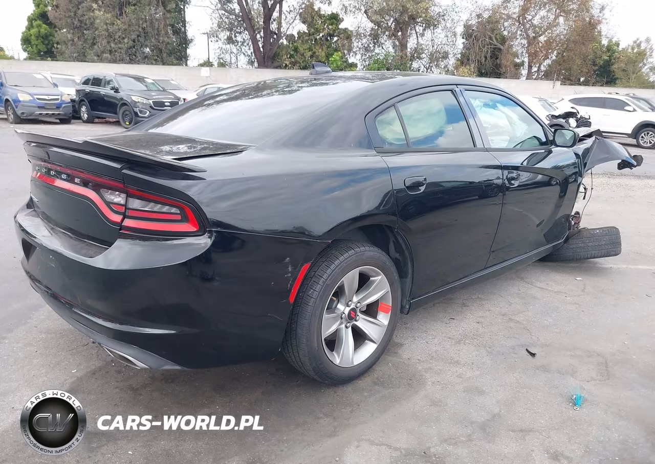 2018 Dodge Charger Sxt Plus Rwd VIN:2C3CDXHG4JH134202 - 4