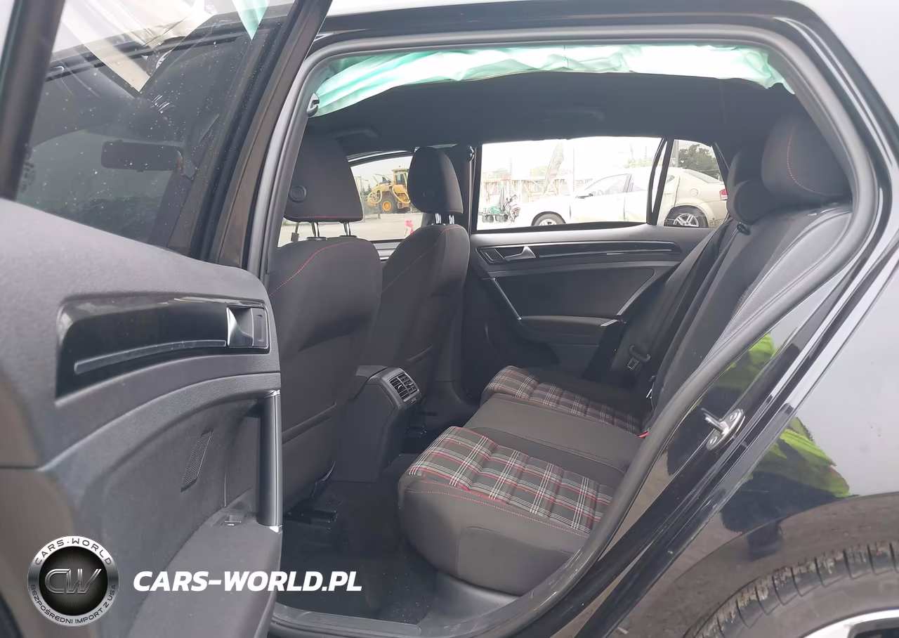2017 Volkswagen Golf Gti S 4-Door VIN:3VW5T7AU2HM004547 - 8